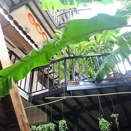 Eco House Apartment Bangkok Exterior photo