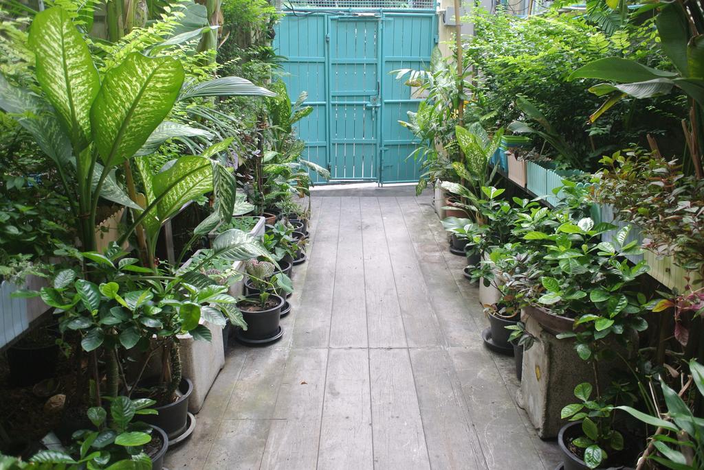 Eco House Apartment Bangkok Exterior photo