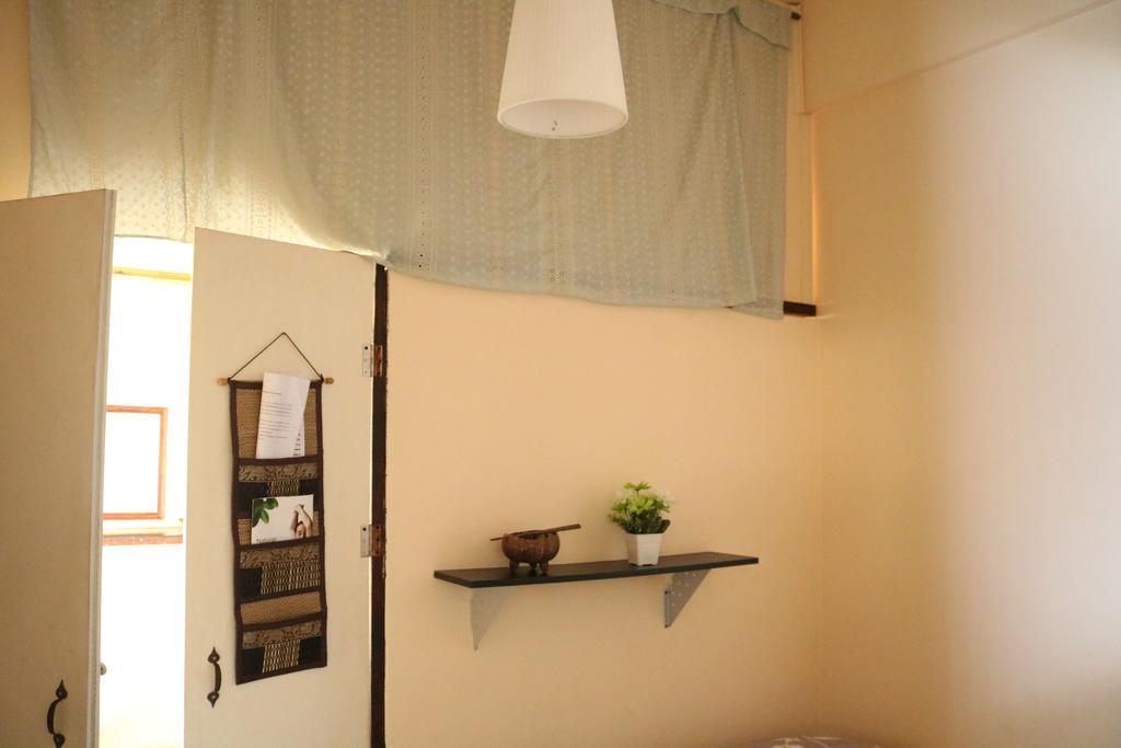 Eco House Apartment Bangkok Exterior photo