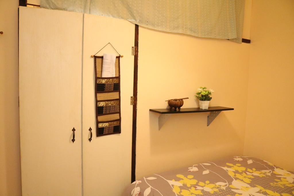 Eco House Apartment Bangkok Exterior photo